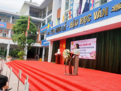 bài tiến lên miên nam
 tổ chức Lễ kỷ niệm ngày thành Hội liên hiệp Phụ nữ Việt Nam 20/10.